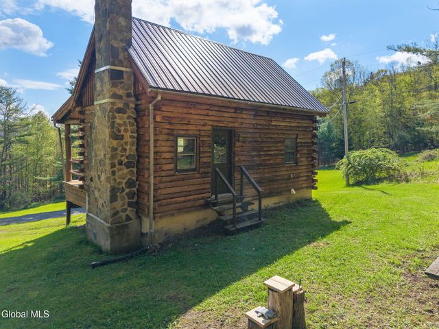 105 Patent Lane, Middleburgh, NY 12157