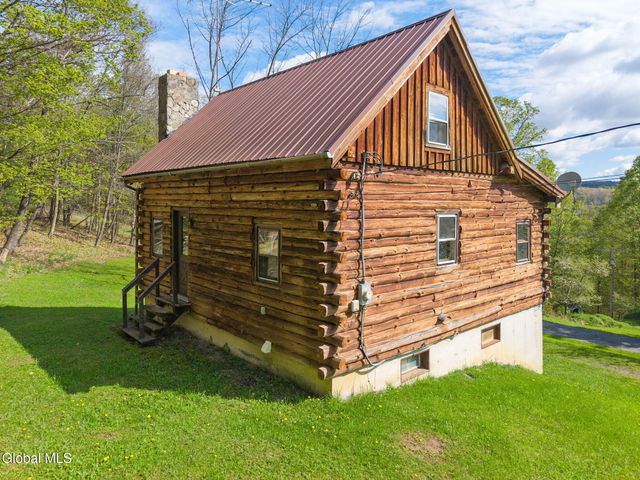 105 Patent Lane, Middleburgh, NY 12157
