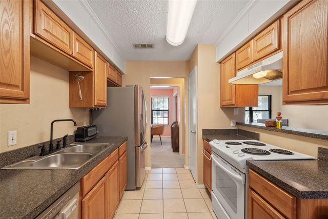 7200 Astoria Court, Watauga, TX 76148