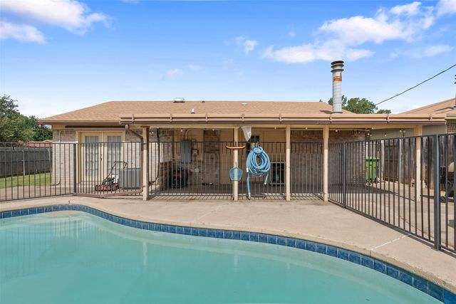 7200 Astoria Court, Watauga, TX 76148