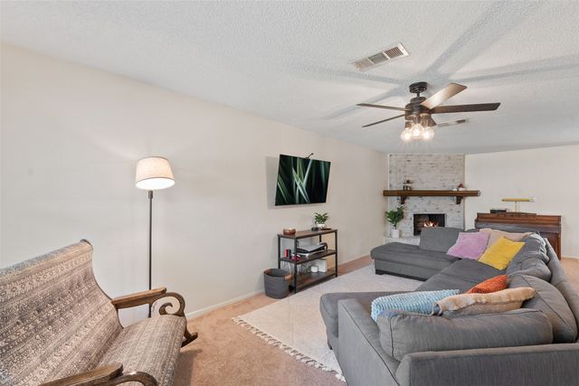 7200 Astoria Court, Watauga, TX 76148