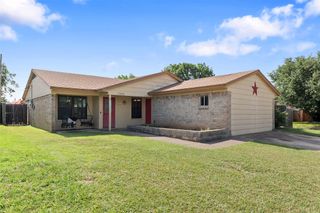 7200 Astoria Court, Watauga, TX 76148