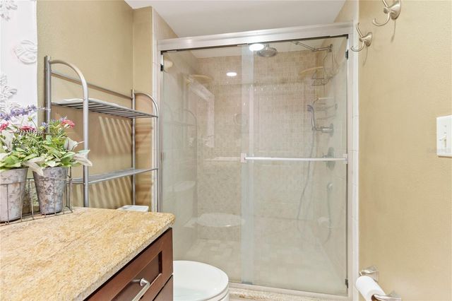 2025 SYLVESTER ROAD N202, Lakeland, FL 33803