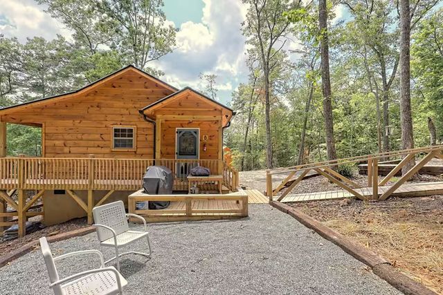 29 Carrolls Ridge, Murphy, NC 28906