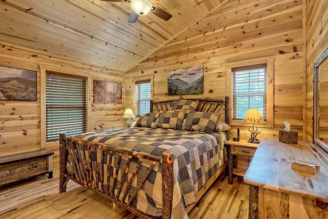 29 Carrolls Ridge, Murphy, NC 28906