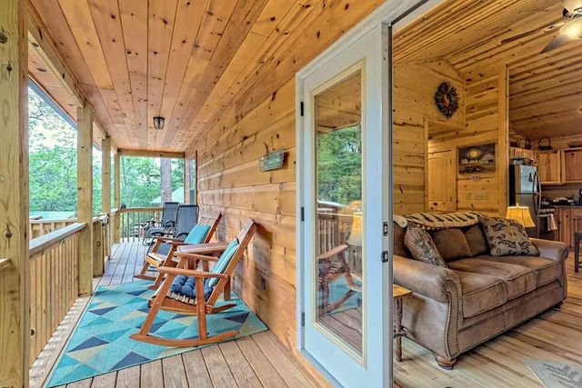 29 Carrolls Ridge, Murphy, NC 28906