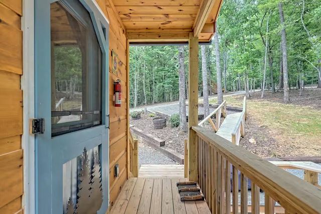 29 Carrolls Ridge, Murphy, NC 28906