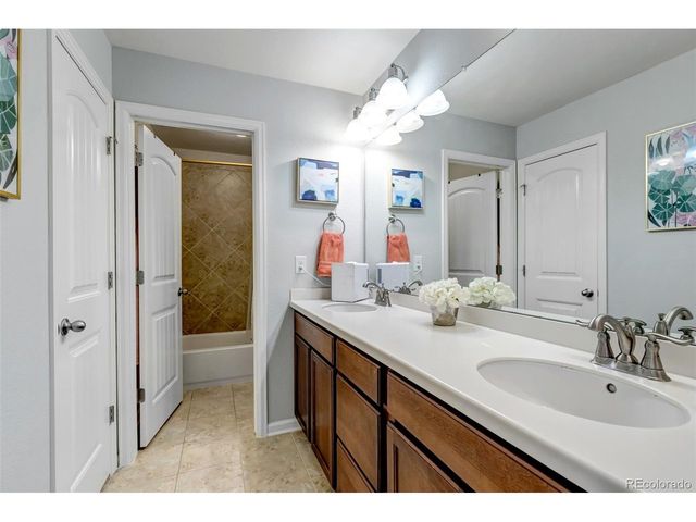 7232 Oasis Dr, Castle Rock, CO 80108