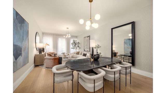 50 W 66th St Apt 17B, New York City, NY 10023