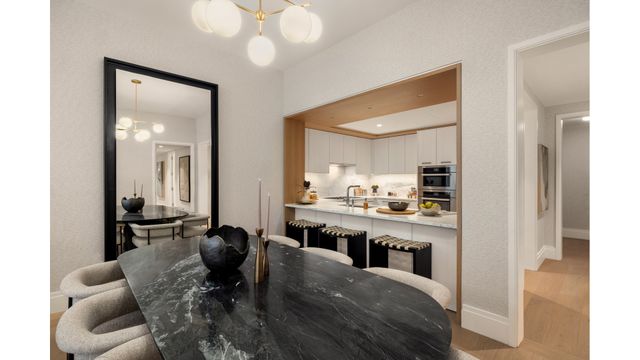 50 W 66th St Apt 17B, New York City, NY 10023