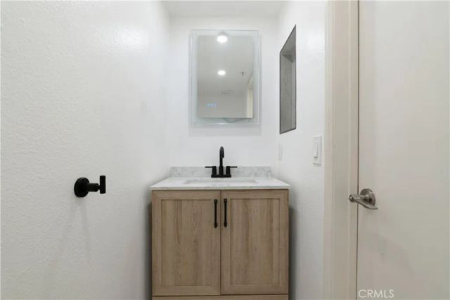 4511 Murietta Avenue 8, Sherman Oaks, CA 91423