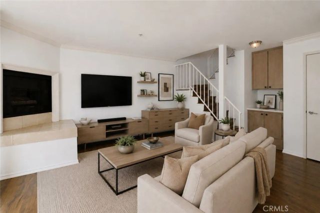 4511 Murietta Avenue 8, Sherman Oaks, CA 91423