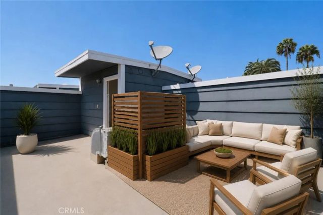 4511 Murietta Avenue 8, Sherman Oaks, CA 91423
