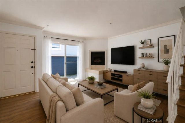 4511 Murietta Avenue 8, Sherman Oaks, CA 91423