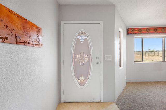 81 Nugent Road, Edgewood, NM 87015