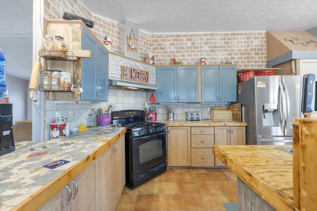 81 Nugent Road, Edgewood, NM 87015