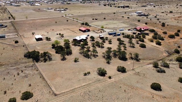 81 Nugent Road, Edgewood, NM 87015