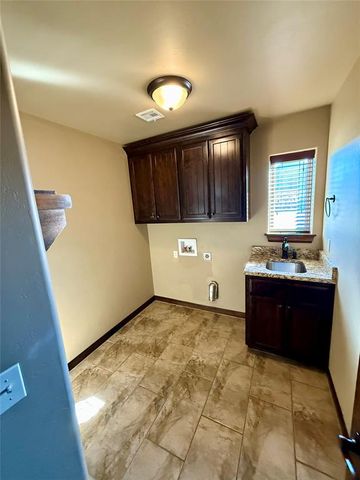 601 S Frisco Road, Tuttle, OK 73089