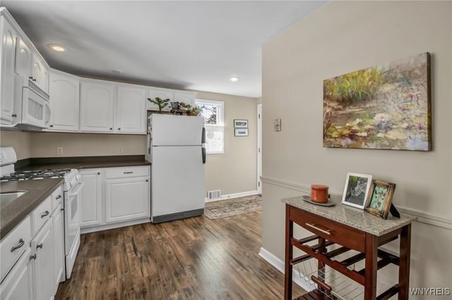 27 Federal Avenue, Cheektowaga, NY 14225