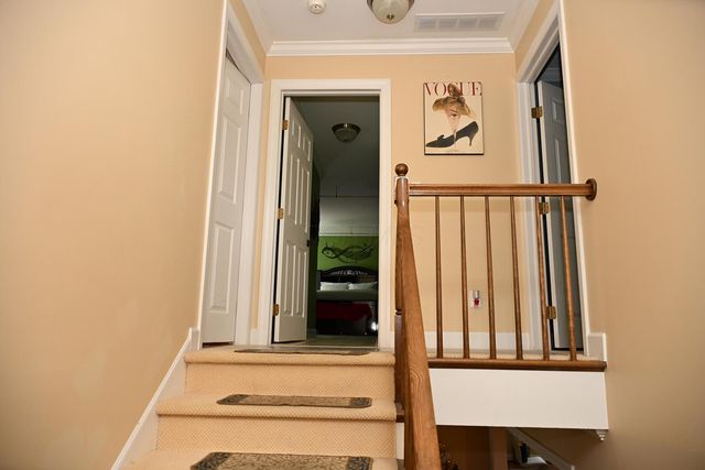 5713 Notre Dame Place, Columbus, OH 43213