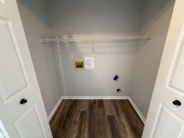 923 N Mill Run Boulevard, Greenfield, IN 46140