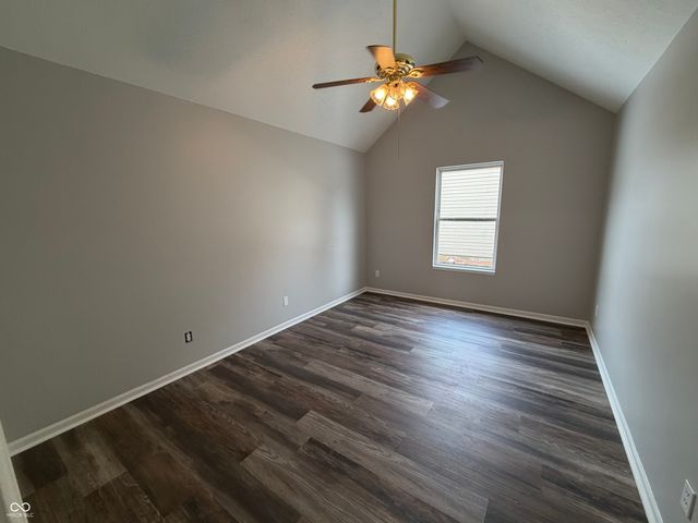 923 N Mill Run Boulevard, Greenfield, IN 46140