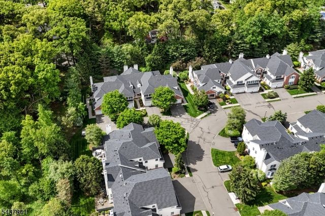 804 Fieldstone Ter, Wyckoff Twp., NJ 07481