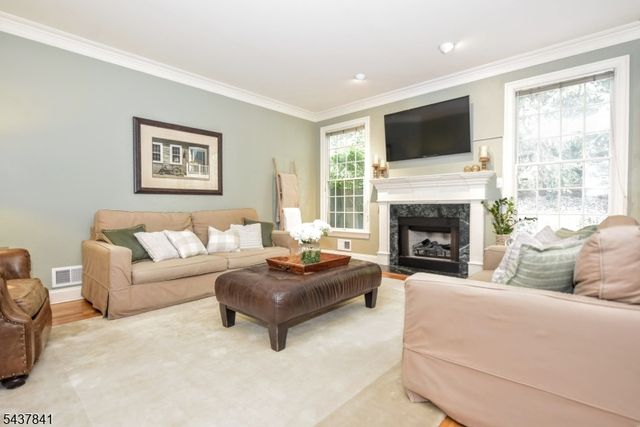 804 Fieldstone Ter, Wyckoff Twp., NJ 07481