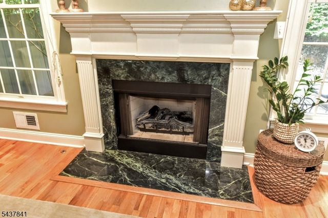 804 Fieldstone Ter, Wyckoff Twp., NJ 07481