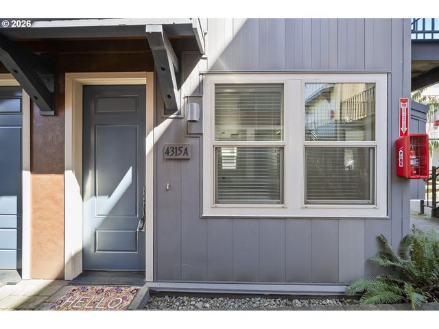 4315 Se DIVISION St A, Portland, OR 97206