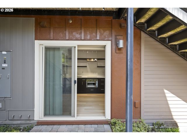 4315 Se DIVISION St A, Portland, OR 97206