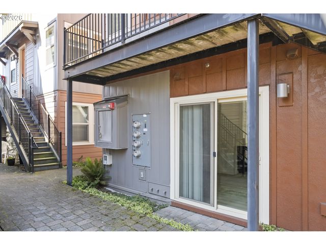 4315 Se DIVISION St A, Portland, OR 97206