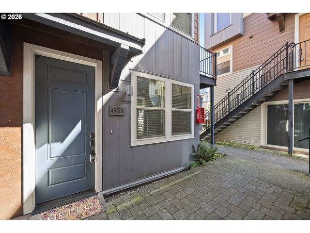 4315 Se DIVISION St A, Portland, OR 97206