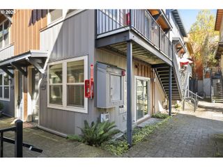 4315 Se DIVISION St A, Portland, OR 97206