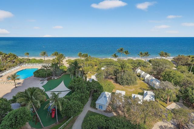 430 Grand Bay Drive 801, Key Biscayne, FL 33149