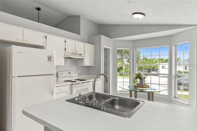 301 S CAPEN AVE, Winter Park, FL 32789