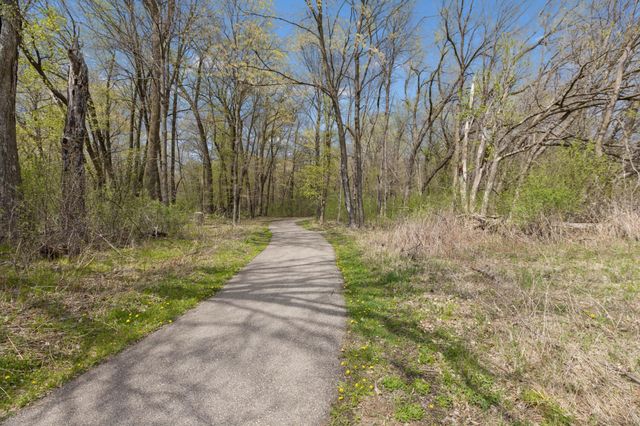 6780 Bellflower Drive, Excelsior, MN 55331