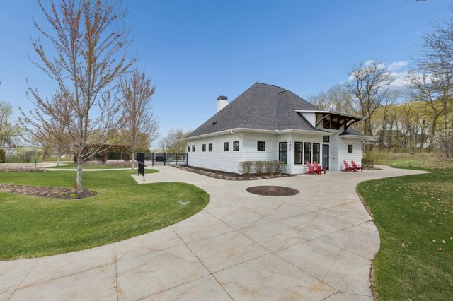 6780 Bellflower Drive, Excelsior, MN 55331