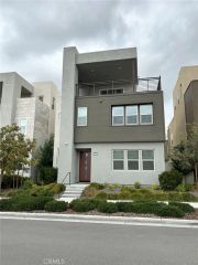 109 Chorus, Irvine, CA 92618