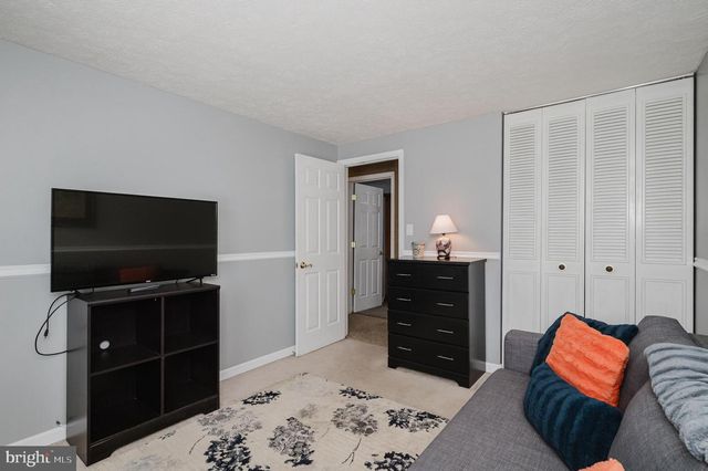 7 BAMBOROUGH, Baltimore, MD 21236