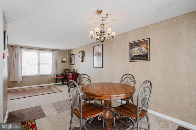 7 BAMBOROUGH, Baltimore, MD 21236