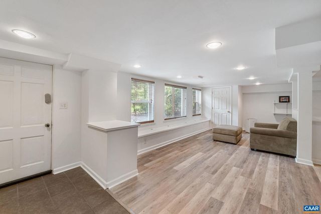 1606 GROVE RD, Charlottesville, VA 22901