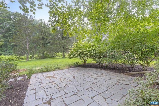 1606 GROVE RD, Charlottesville, VA 22901