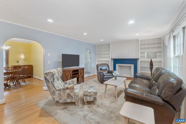 1606 GROVE RD, Charlottesville, VA 22901