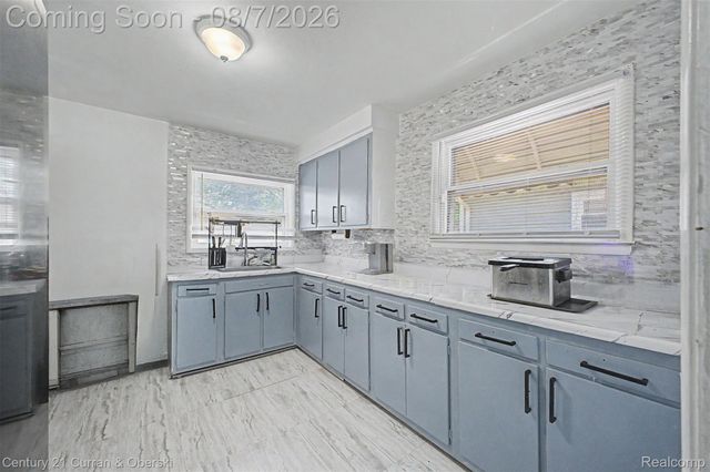 28040 Rosewood Street, Inkster, MI 48141