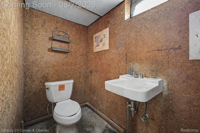 28040 Rosewood Street, Inkster, MI 48141