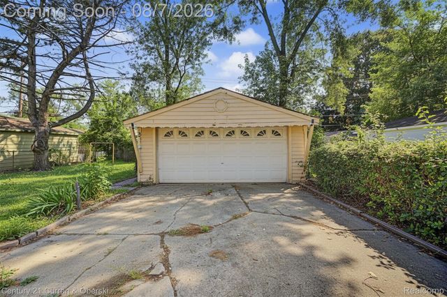 28040 Rosewood Street, Inkster, MI 48141