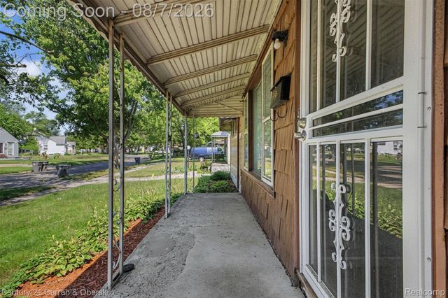 28040 Rosewood Street, Inkster, MI 48141
