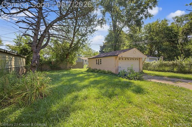 28040 Rosewood Street, Inkster, MI 48141