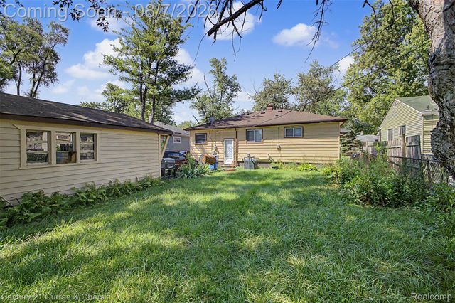 28040 Rosewood Street, Inkster, MI 48141